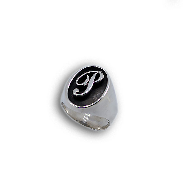 Anello Ovale in Argento col Lettera a Rilievo - immagine 3