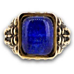 anello mandorlato con pietra blu