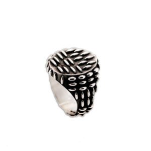 anello mandorlato ovale brunito