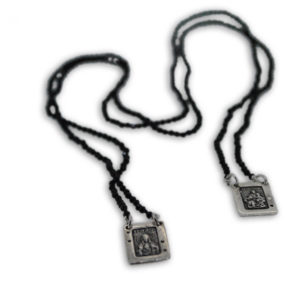 Scapolare Sacro con Onice Nera in Argento 925 o Bronzo