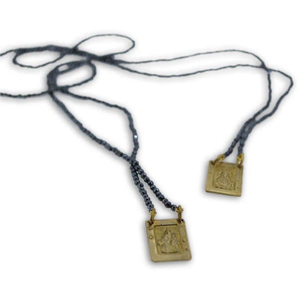 Scapolare Sacro con Ematite Grigia in Argento 925 o Bronzo - immagine 2