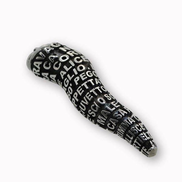 mattana-design-mattacorno-scaramantico