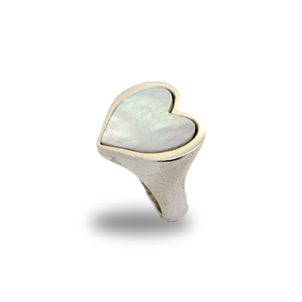 mattanadesign.com-anello-cuore-madreperla